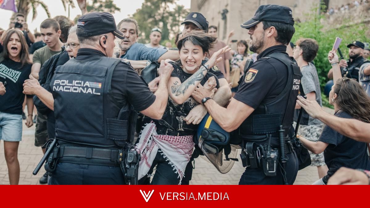 Miles de mallorquines toman las calles de Palma en una protesta masiva contra la turistificación