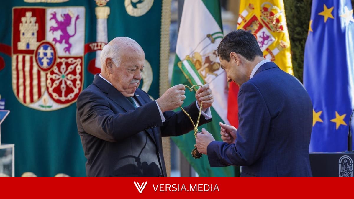 Juanma Moreno toma posesión como presidente de la Junta por tercera vez