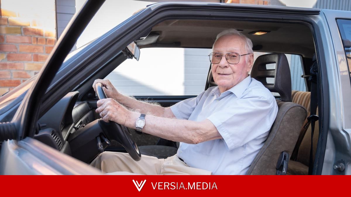 Jose Antonio Rivero Mañé, 99 años: “Me han vuelto a renovar el carnet de conducir”