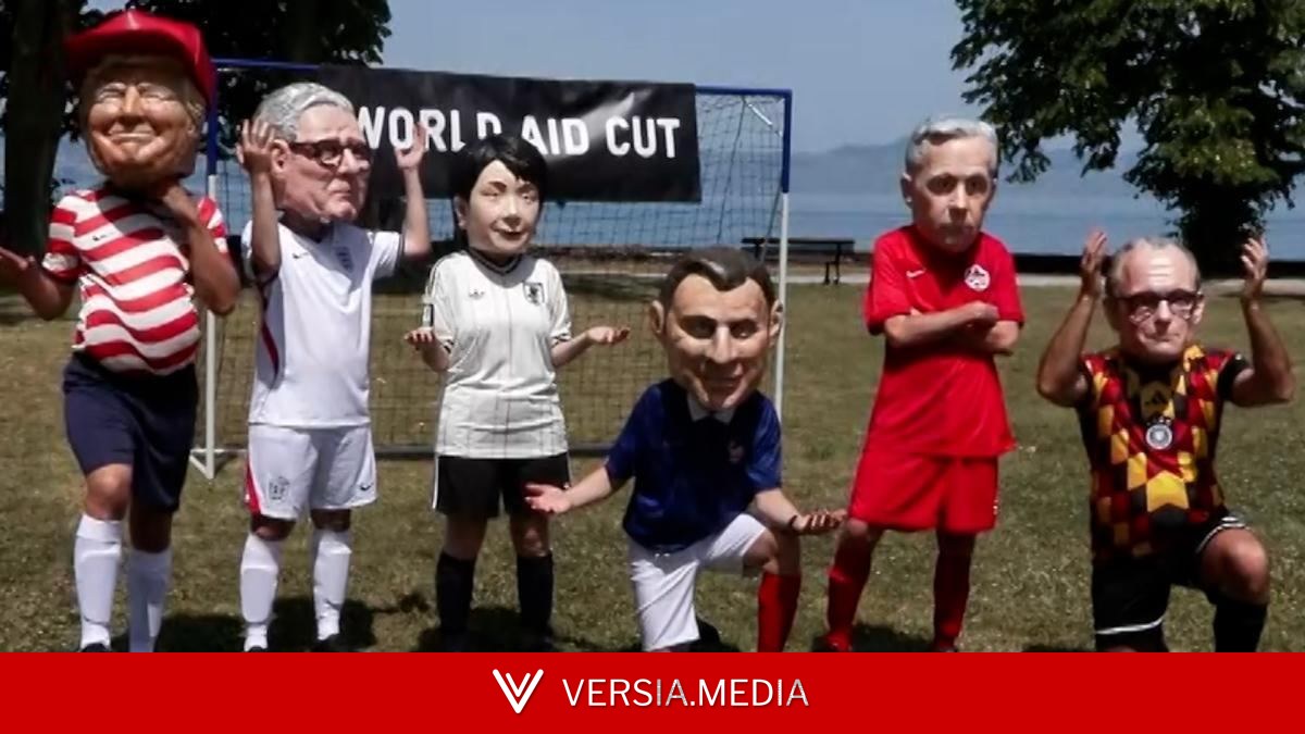 Penaltis contra los recortes: así protesta Oxfam frente a la cumbre del G7