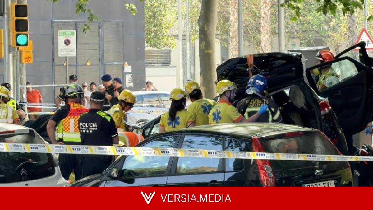 Dos muertos en una persecución policial en coche por las calles de Poblenou