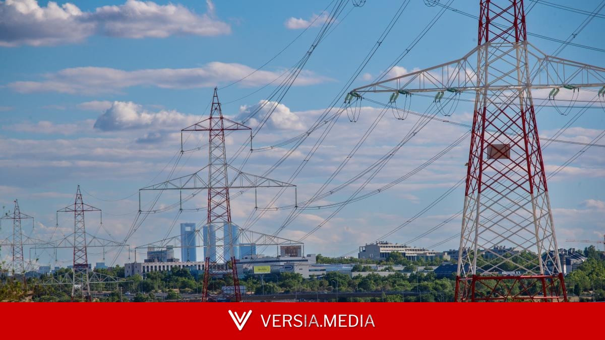 Las olas de calor e incidencias en la nuclear tensan el sistema eléctrico